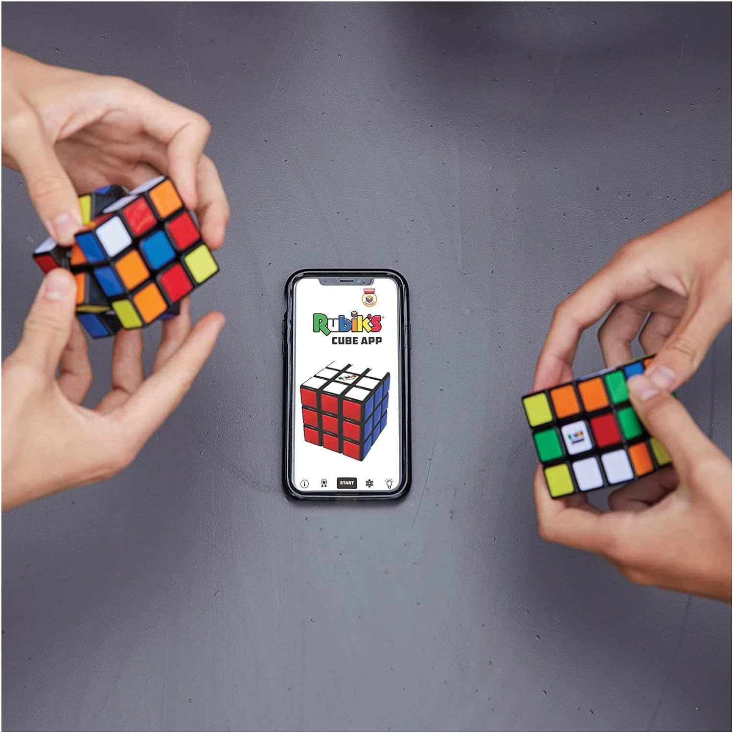 RUBIK'S, SPIN MASTER, Il Cubo di Rubik's Speed 3x3 Magnetico, l'Originale  Cubo per Problem-Solving più Veloce che Mai, per Speed Cuber, Rompicapo  Adatto a Bambini e Adulti, 8+ Anni : .it: Giochi