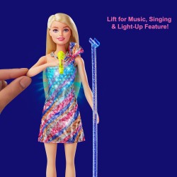 Mattel - Barbie - Grande Città, Grandi Sogni, Barbie Malibu Bionda Alta 29,21 cm Canta con Microfono e Chitarra, Luci e Suoni e 