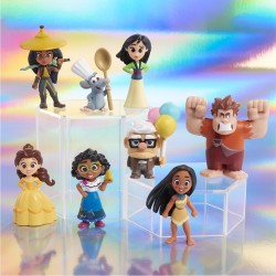 Disney 100 - Pack Defying Odds, giocattolo da collezione con personaggi Disney, include 8 figure diverse, licenza ufficiale al 1