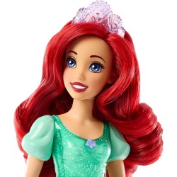 Mattel - Disney Princess - Ariel bambola con capi e accessori scintillanti ispirati al film, 3+ Anni, HLW10