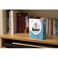 Asmodee - Dobble Access +, Gioco da Tavolo Concepito per Persone con Disturbi Cognitivi, 1-4 Giocatori, 6+ Anni, Edizione in Ita