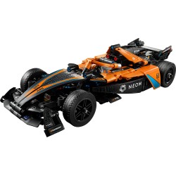 LEGO Technic NEOM McLaren Formula E Race Car, da 9 Anni in su, Modellino di Auto da Corsa F1 da Costruire e da Esposizione, Idea