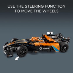 LEGO Technic NEOM McLaren Formula E Race Car, da 9 Anni in su, Modellino di Auto da Corsa F1 da Costruire e da Esposizione, Idea