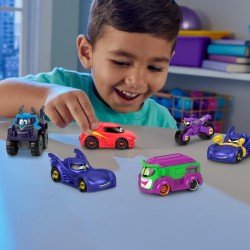 Fisher-Price - DC Batwheels Bam The Batmobile - Veicolo in scala 1:55, Eta 3+, HNL13