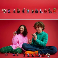 LEGO Minifigures Dungeons &amp; Dragons, Scatola con 1 di 12 Personaggi a Caso, DND Miniature da Collezione Inclusi Bardo Elfo, 