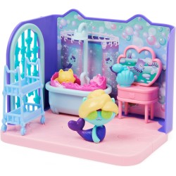 Spin Master - Gabby s Dollhouse, La sala da bagno di Siregatta, Mini Playset stanze della casa, giochi per bambini dai 3 anni in