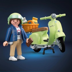 PLAYMOBIL - Cars 71621 1969 Vespa 150 Sprint Veloce, Verde Chiaro, Modello Fedele per Collezionisti e Appassionati, comprende Mo