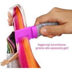 Mattel - Barbie Bambola con Capelli Lunghi Arcobaleno e Tanti Accessori, Giocattolo per Bambini 3 + Anni, M03K08