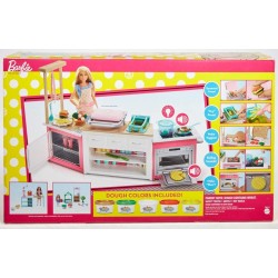 Barbie - Cucina da Sogno con Bambola, 5 Aree di Gioco, Pasta Modellabile, Luci e Suoni