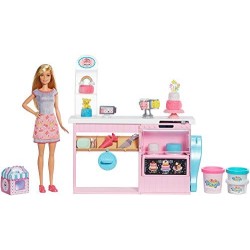 Barbie La Pasticceria Playset con Bambola Bionda, Isola per Cucinare, Forno e Accessori, Giocattolo per Bambini 4+ Anni