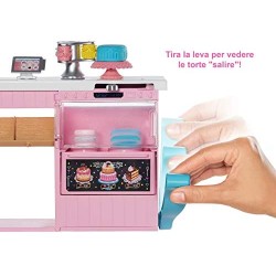 Barbie La Pasticceria Playset con Bambola Bionda, Isola per Cucinare, Forno e Accessori, Giocattolo per Bambini 4+ Anni