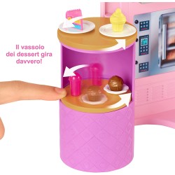 Mattel - Barbie - Playset Il Ristorante di Barbie con Bambola con Cappello Chef e Grembiule e Oltre 30 Accessori da Cucina, per 