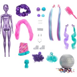 Mattel - Barbie Color Reveal Glitter, Bambola con Glitter Viola con 25 Sorprese e Tanti Accessori per Acconciature Capelli e a T