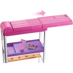 Mattel - Barbie Playset Camera da Letto, Bambola Brunette con Letto, Scrivania e Accessori, FXG52