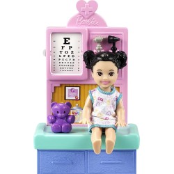 Barbie Carriere Playset Pediatra con Bambola Bionda, Neonato, Camice e Accessori, GTN51