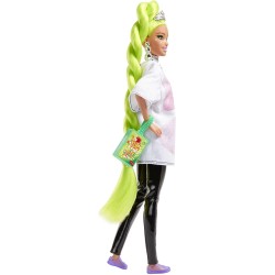 Barbie - Extra Bambola Snodata con Lunghissimi Capelli Verde Fluo, con Pappagallino e Accessori, HDJ44