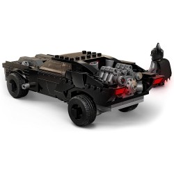 LEGO 76181 - Super Heroes Batmobile: Inseguimento di The Penguin, Macchina Giocattolo con Minifigure Supereroe di Batman - LG761