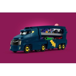 Fisher-Price - DC Batwheels - Bat-Autotreno, playset Autotreno con rampa e veicolo Bam Batmobile in scala 1:55 incluso, può cont