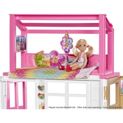 Mattel - Barbie - Playset con Bambola e Casa a 2 Piani con 4 Aree Gioco, Arredata, con Cagnolino e Accessori - HCD48