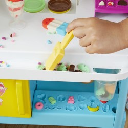 Play Doh -  Kitchen Creations, Il Super Camioncino, playset con Cucina di Grandi Dimensioni con Suoni realistici, 27 Accessori, 