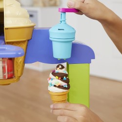 Play Doh -  Kitchen Creations, Il Super Camioncino, playset con Cucina di Grandi Dimensioni con Suoni realistici, 27 Accessori, 