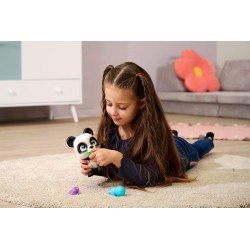 Simba - Pamper Petz Panda, simpatico animaletto con pannolino con funzione color-change, zampa magica, tre sorprese, 15 cm, 1059