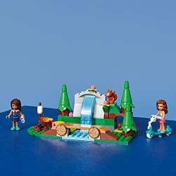 LEGO Friends La Cascata nel Bosco, Set di Costruzioni per Bambini di 5 Anni con le Mini Bamboline di Andrea e Olivia, 41677