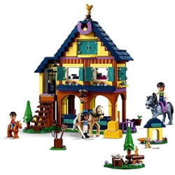 LEGO Friends Il Centro Equestre nel Bosco, Scuderia dei Cavalli Giocattolo per Bambini di 7 Anni con 2 Mini Bamboline, 41683