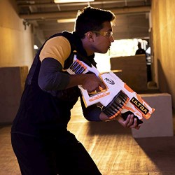 Hasbro - Nerf Ultra One Blaster Motorizzato, 25 Dardi Nerf Ultra Compatibile Soltanto con i Dardi Nerf Ultra One, E6596U50