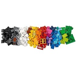 LEGO Classic Mattoncini e Case, Set da Costruzione, Giocattoli per Bambini dai 4 Anni in poi con 6 Modelli Facili da Costruire, 