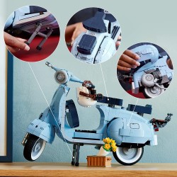 LEGO Icons Vespa 125, Set in Mattoncini, Modellismo per Adulti, Replica Piaggio Anni 60, Idea Creativa per Regalo, Hobby Rilassa