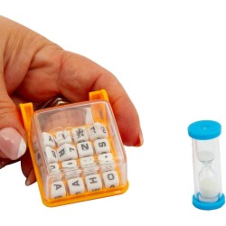 Giochi Preziosi - World s Smallest Il Boogle Paroliere Più Piccolo Di Sempre Che Si Può Tenere Anche In Tasca Con Le Stesse Funz