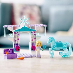 LEGO Disney Elsa e La Stalla Di Ghiaccio Di Nokk, Idea Regalo per Bambini dai 4 Anni in su con Mini Bambolina e Cavallo Giocatto