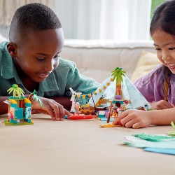 LEGO Friends Glamping sulla Spiaggia, Giocattoli per Bambini e Bambine di 6 Anni con 3 Mini Bamboline e Accessori, 41700