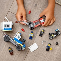 LEGO City Trasporto dei Prigionieri della Polizia, Camion Giocattolo con Moto, Auto, 4 Minifigure, Snake Rattler e Clara La Crim