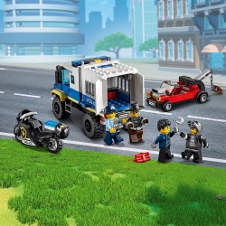 LEGO City Trasporto dei Prigionieri della Polizia, Camion Giocattolo con Moto, Auto, 4 Minifigure, Snake Rattler e Clara La Crim