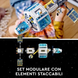 LEGO 60349 - City Stazione Spaziale Lunare, Giocattoli Ispirati alla NASA, con 5 Minifigure di Astronauti - LG60349