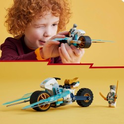 LEGO NINJAGO Moto di Ghiaccio di Zane, Veicolo Giocattolo con Lame Mobili, Gioco d Azione da 7 Anni, con 1 Minifigure Ninja di E