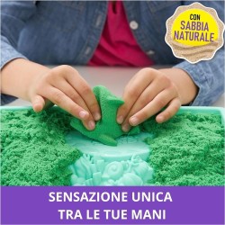 Kinetic Sand - Playset Castelli di Sabbia, Sabbia cinetica con Vaschetta, Sabbia Magica Colorata a Sorpresa 454gr, 3 Formine Inc