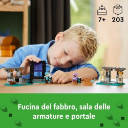 LEGO Minecraft L Armeria, Set con Personaggio Alex, Accessori e Armi Giocattolo, Regalo per i Fan del Videogioco, 21252