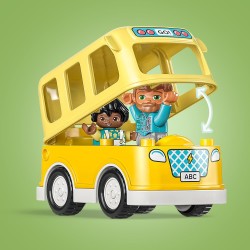 LEGO - DUPLO Lo Scuolabus, Gioco Educativo per Aiutare a Sviluppare le Abilità Sociali e Motorie con Veicolo e Personaggi, 10988