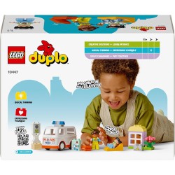 LEGO 10447 DUPLO Ambulanza e Autista, Giocattolo Educativo da 2 Anni, Giochi Didattici e di Ruolo con Autista del Veicolo e Pazi