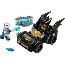 LEGO DC 76301 - Batman e Batmobile Contro Mr. Freeze - Macchina Giocattolo del Supereroe con 2 Minifigure, Accessori e Starter B